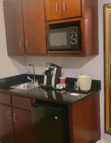 One-Bedroom Suite