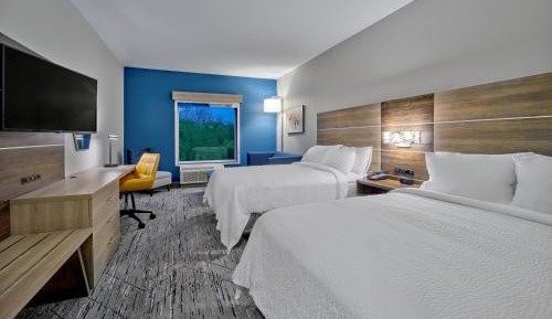 Standard Queen Room with Two Queen Beds