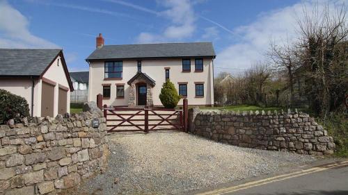 Four-Bedroom Holiday Home