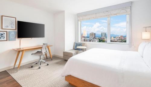 Standard King Room