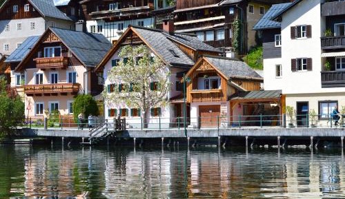Studio Apartment with Lake View
