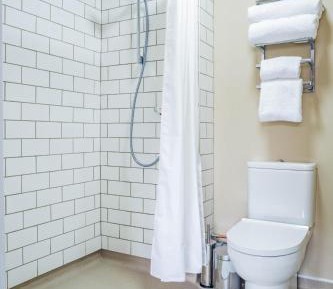 Twin Room with Shower