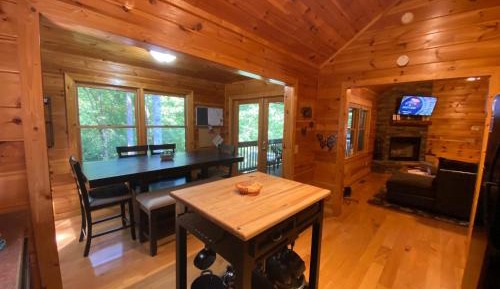 Three-Bedroom Holiday Home 