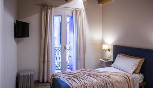 Deluxe Single Room