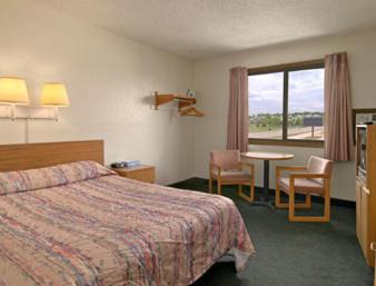 King Room - Mobility Access/Non-Smoking