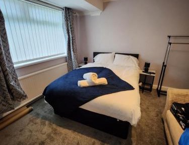 Double Room with Shared Bathroom