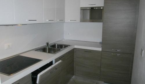 Luxury Three-Bedroom Apartment