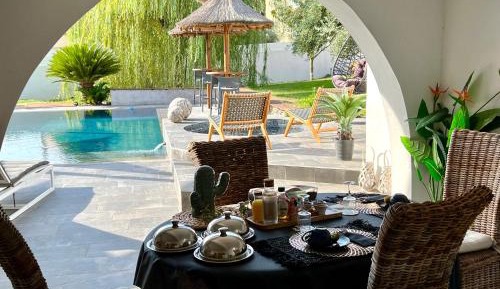 Queen Room with Pool View