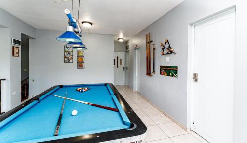 One-Bedroom Studio