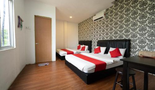 Deluxe Quadruple Room