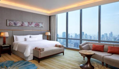 Premium King, Club lounge access, Guest room, 1 King