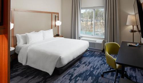 King Room with Lake View