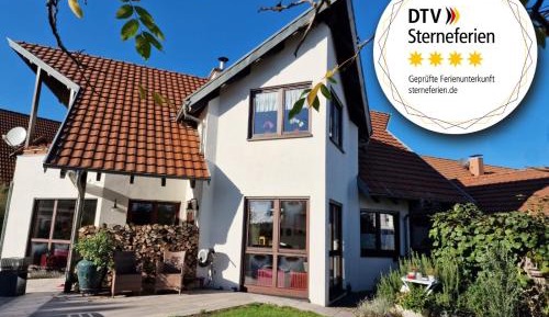 Superior One-Bedroom Apartment with Balcony