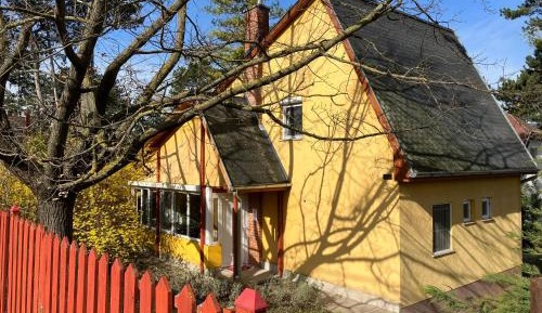 Three-Bedroom Townhouse