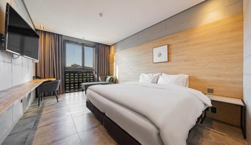 Superior Hollywood Double Room