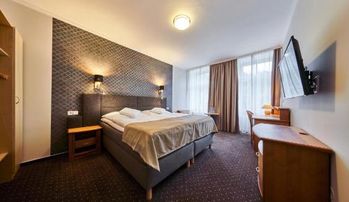 Superior Double Room with Extra Bed