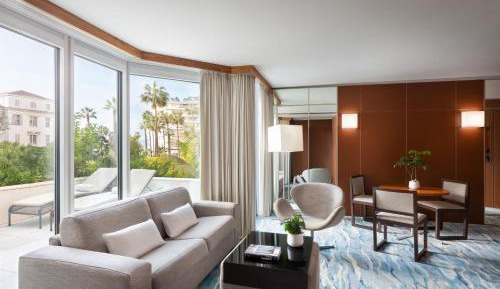One Bedroom Suite 