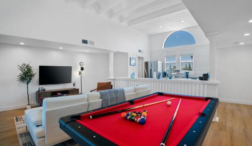 Two-Bedroom Townhouse