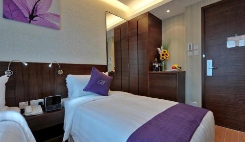 Adjoining Room