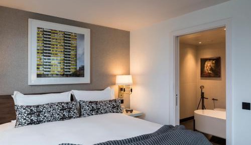 King Suite with Sofa bed