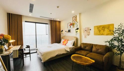 Apartment with Balcony