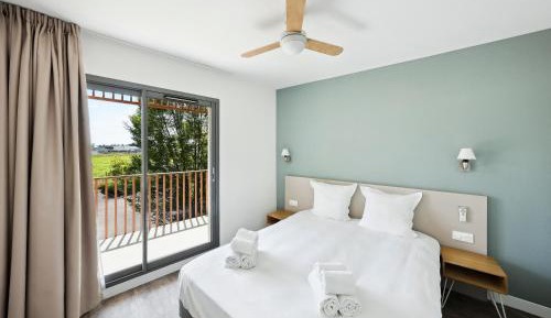 Apartment with Double Bed and Sofa Bed