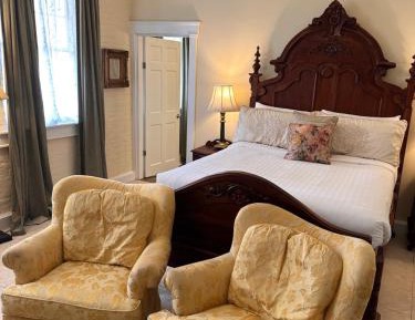 Deluxe Double Room with Bath