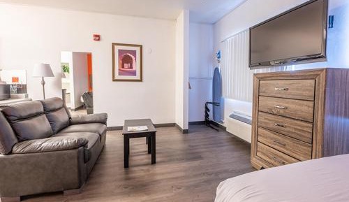 Queen Suite with Two Queen Beds