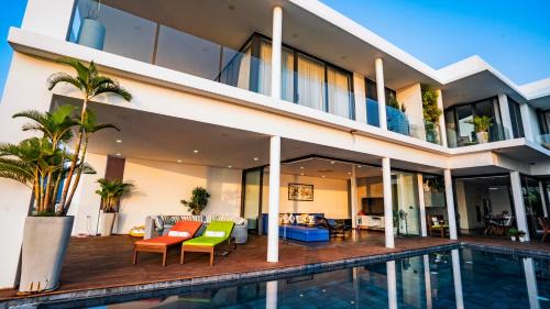 Deluxe Villa