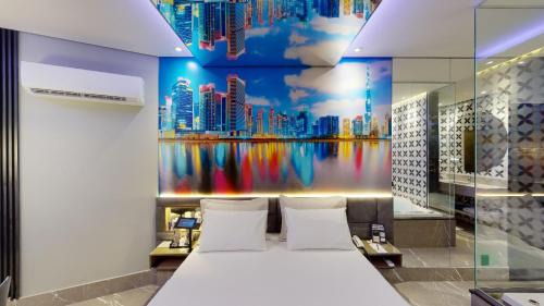 Studio with Spa Bath