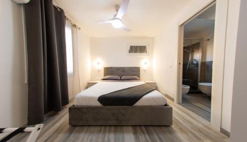 Double Room with Private Bathroom