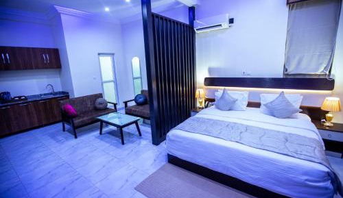 Large Single Room