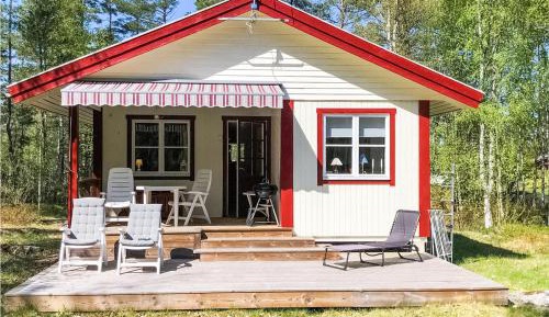 Three-Bedroom Holiday Home 