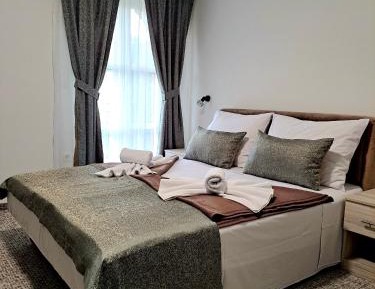 King Room with Mountain View