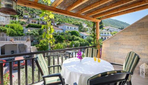 Two Bedroom Apartment with Terrace