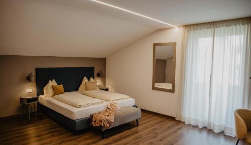 Triple Room with Mountain View