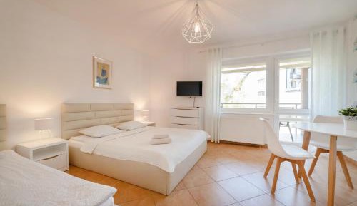 Triple Room with Balcony