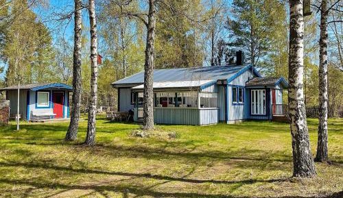Three-Bedroom Holiday Home 
