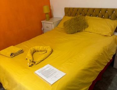 Double Room with Shared Bathroom