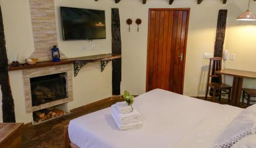 Bungalow (2 Adults)