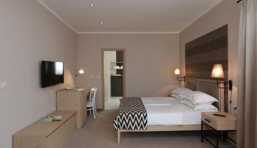 Junior Suite with Mountain View