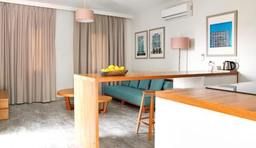 Standard Double Suite