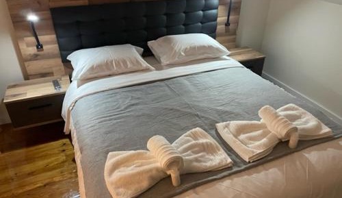 Standard King Room