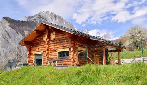 Superior Chalet
