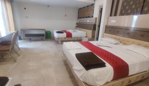 Deluxe Family Suite