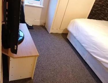 Double Room with Shared Bathroom