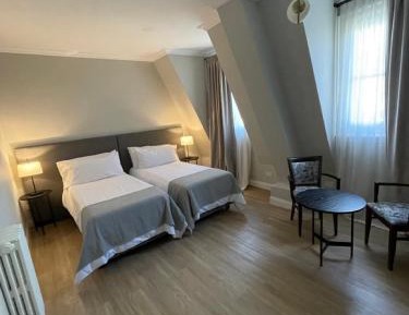 Double or Twin Room with Private Bathroom
