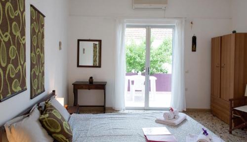Triple Studio Apartment