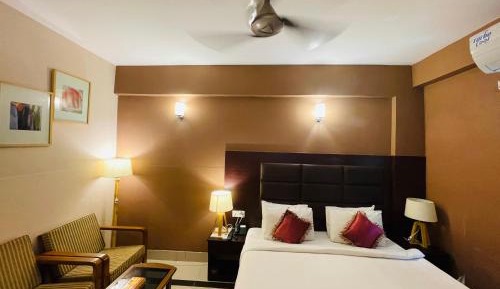 Double Room with Pool View