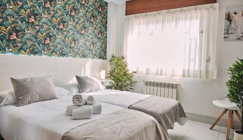 Twin Room with Shared Bathroom